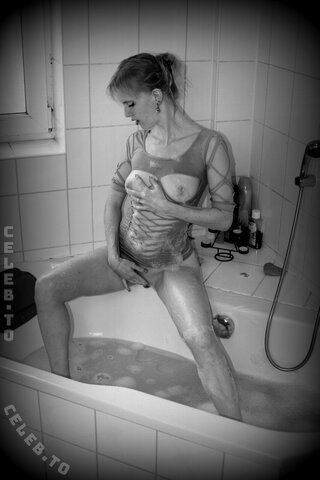 model.cladi nude photo 103