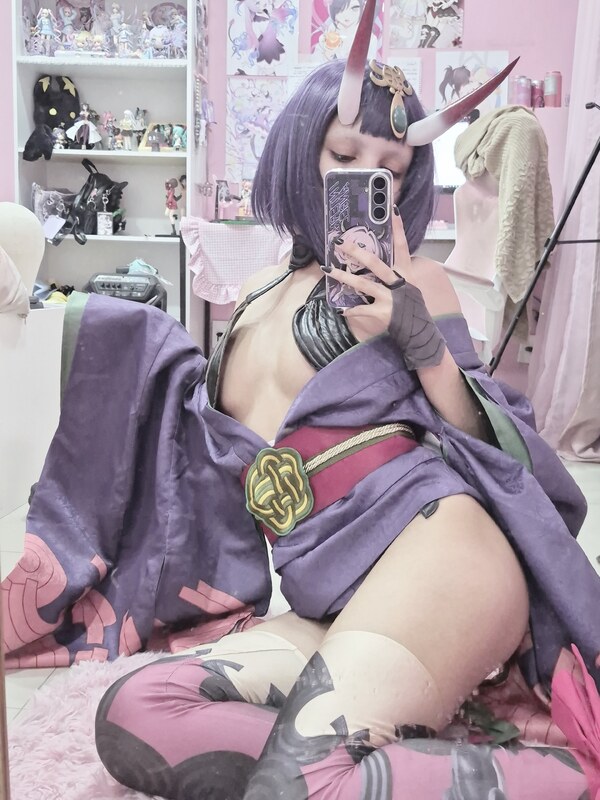 moeayuyu nude photo 1