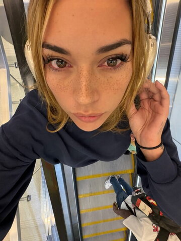 mole nude photo 10