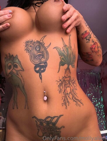 Molly Alien nude photo 19
