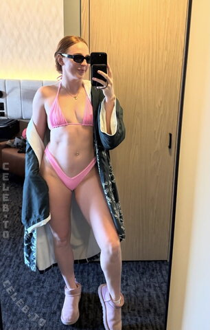 Molly Carlson nude photo 12
