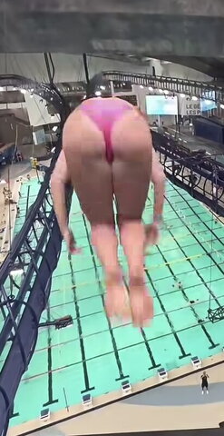 Molly Carlson nude photo 7