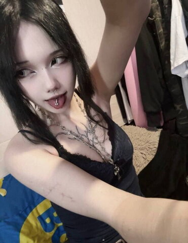 mollyesha0 mollyeshka108 nude photo 14