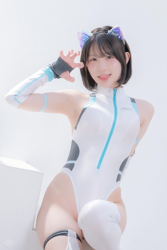 Momota Uta nude photo 22