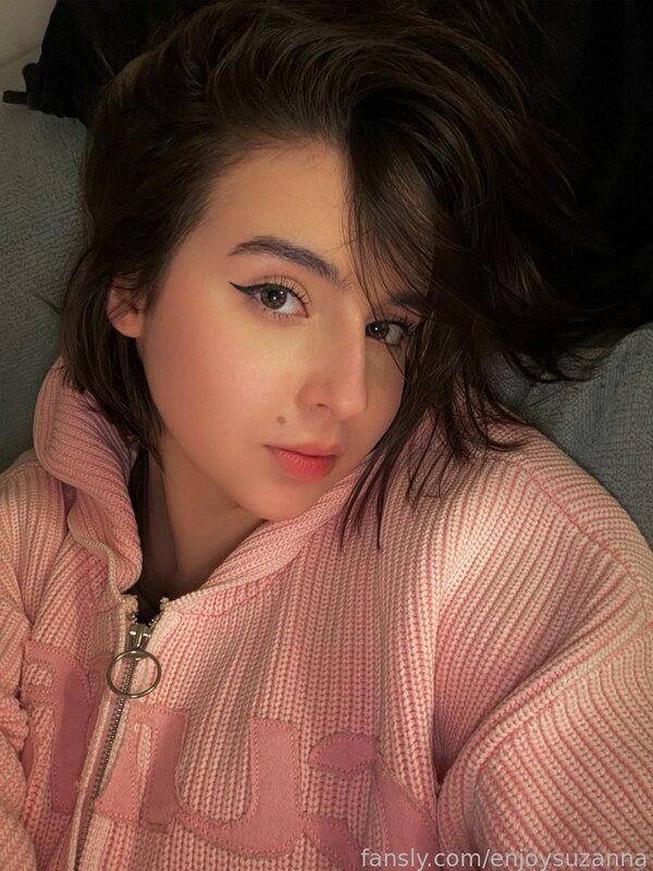 monamity nude photo 4