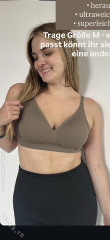 Mondwika nude photo 12