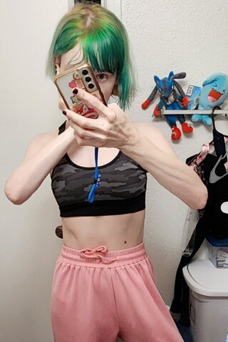Monimusume nude photo 10