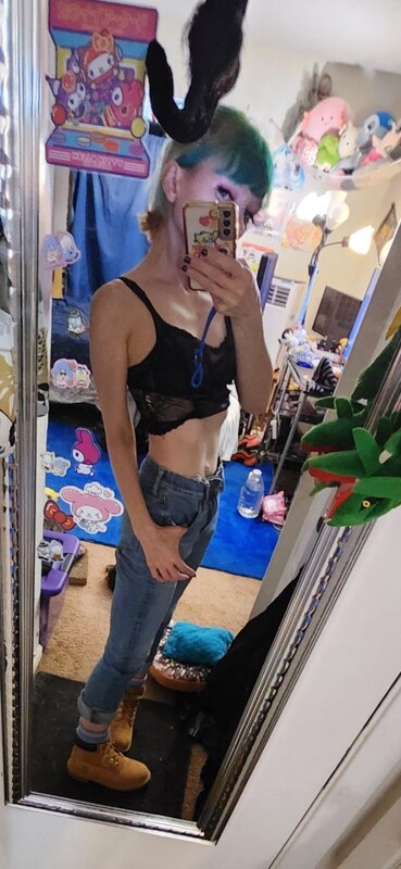 Monimusume nude photo 2
