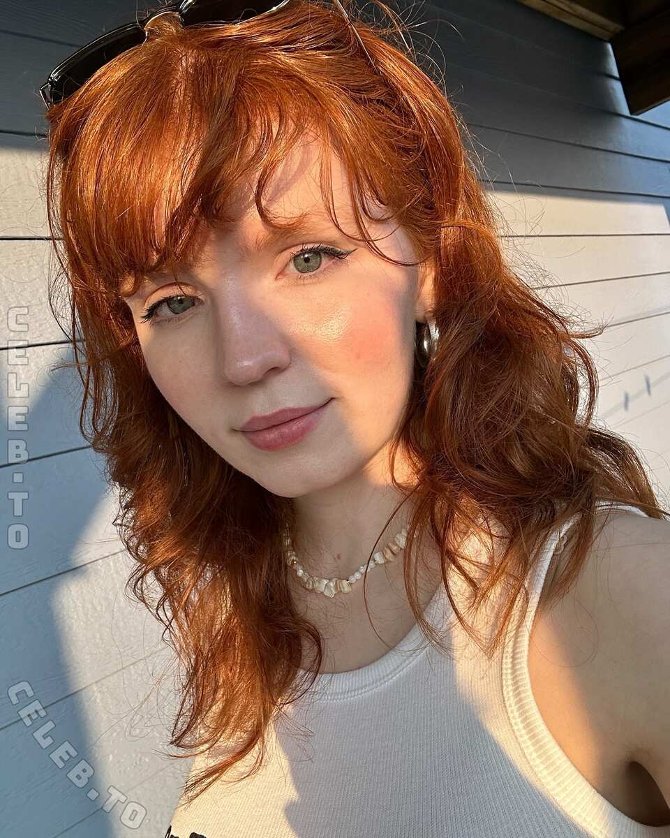 monominji nude photo 2