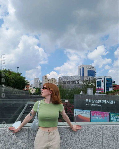 monominji nude photo 7