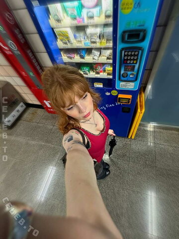 monominji nude photo 14