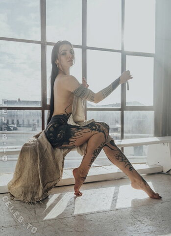 Moona.Autumn nude photo 20