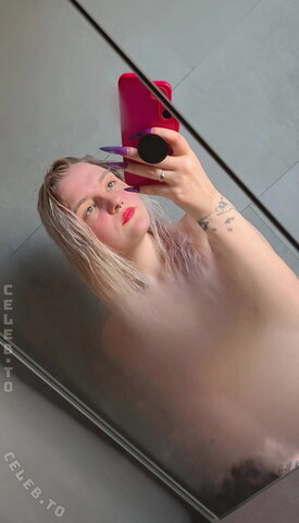mopsiie nude photo 4