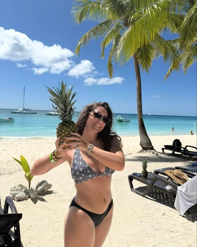 Morgan Foley nude photo 5