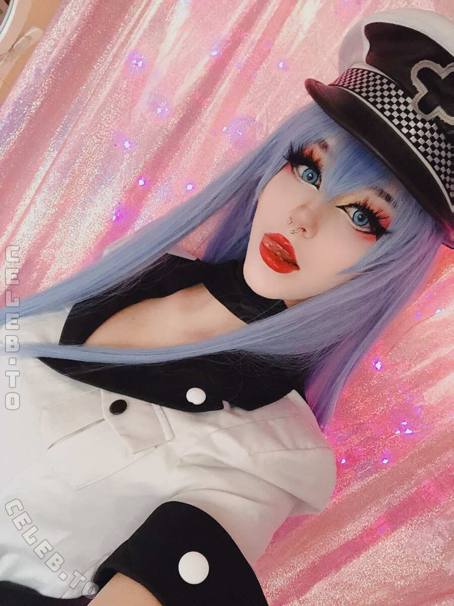 Motioncosplays nude photo 9