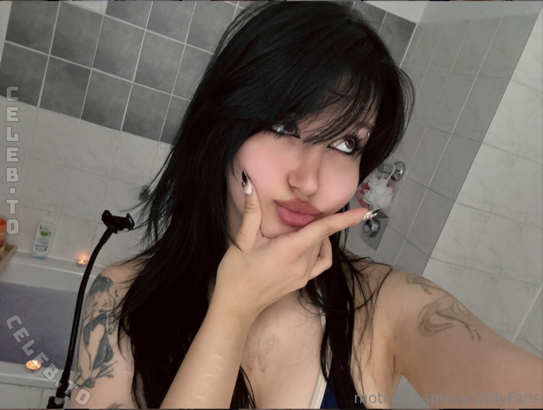 Motioncosplays nude photo 3