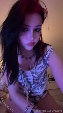 Motioncosplays nude photo 17