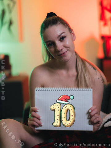 Motorradmia nude photo 2