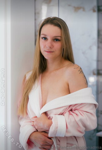 Motorradmia nude photo 11