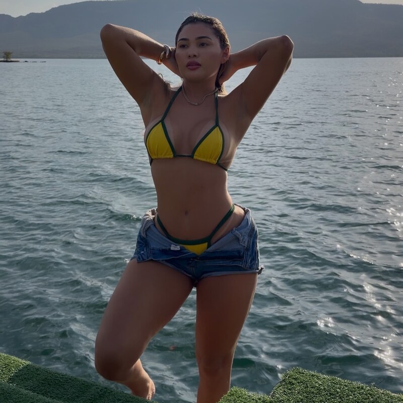 Márcia Araújo nude photo 4