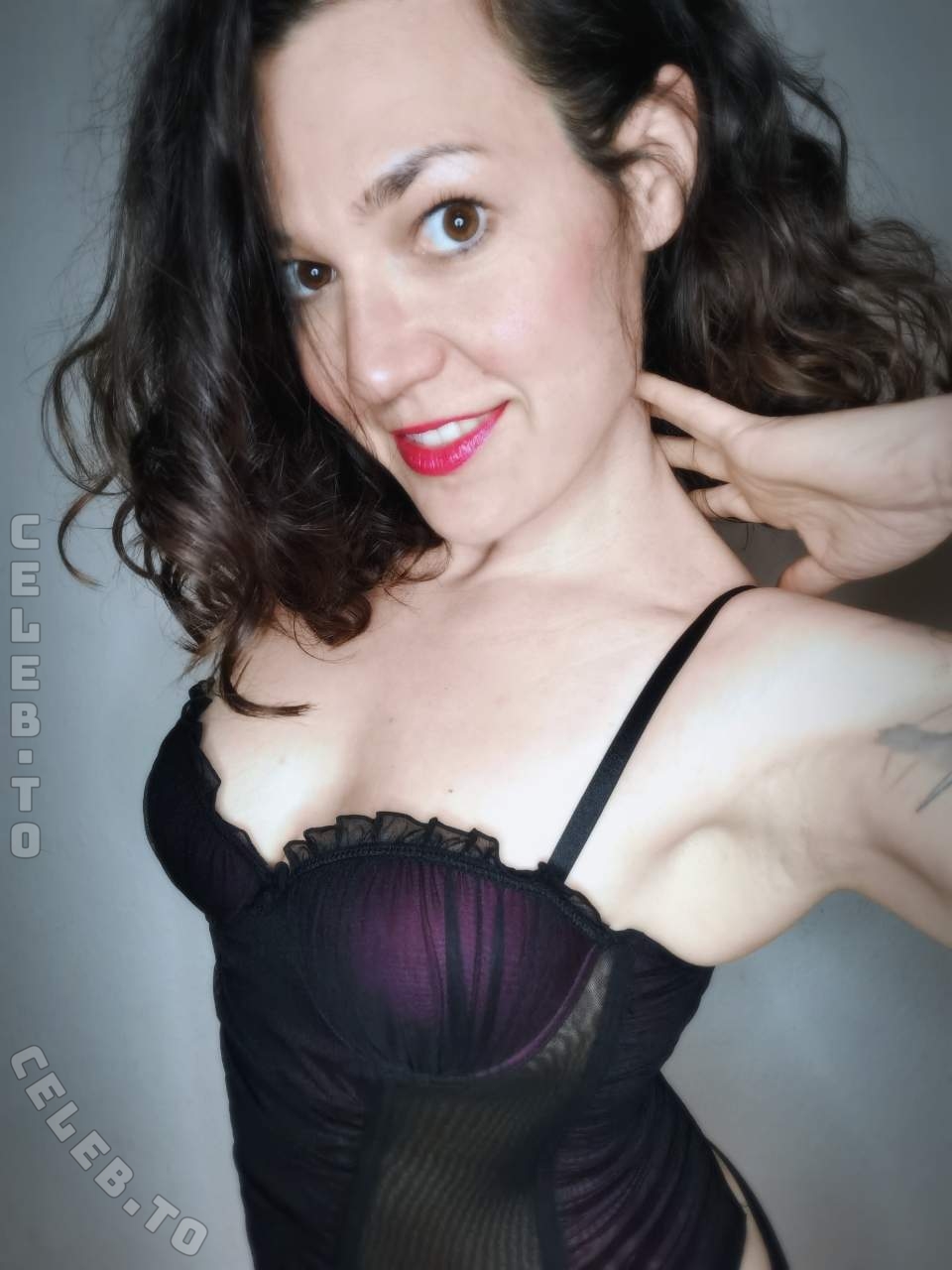 Mrs. Crispy nude photo 1