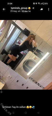 MrsDirtyMinds – From her Telegram channel 🥵🥵 Really want to see more of her