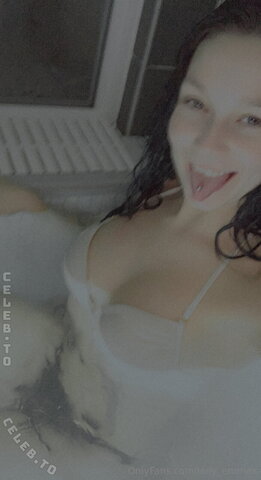 mrs_emmax nude photo 6