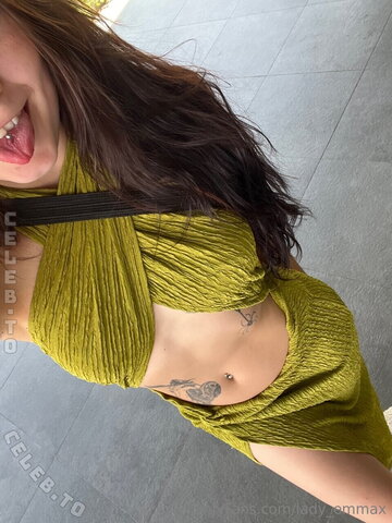 mrs_emmax nude photo 9