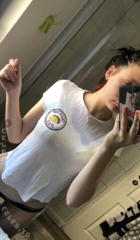 mrs_emmax nude photo 2