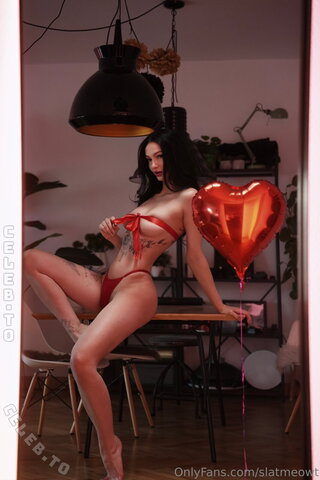 Mrslaffy nude photo 1