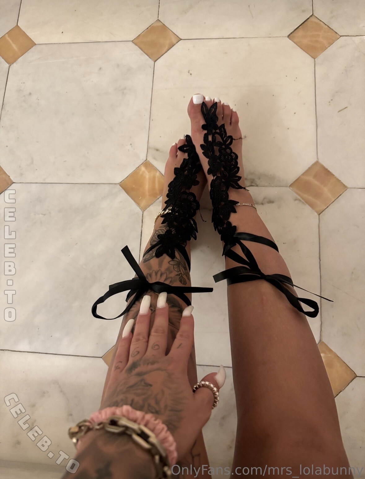 Mrs_lolabunny nude photo 1