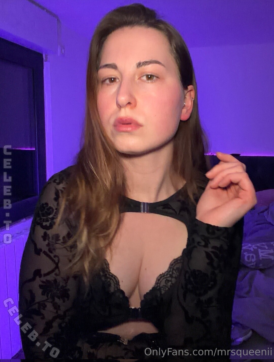 mrsqueenii nude photo 6