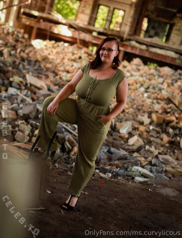 ms.curvylicous nude photo 86