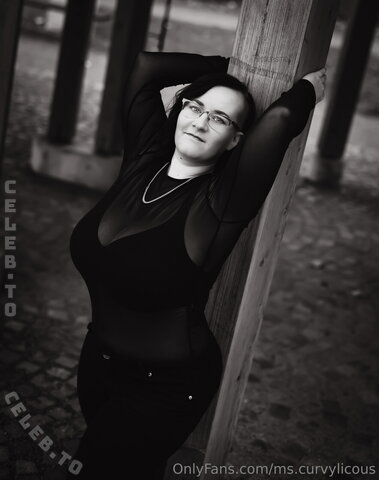 ms.curvylicous nude photo 82