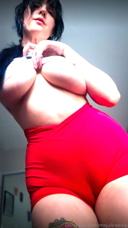 msjulirae nude photo 14