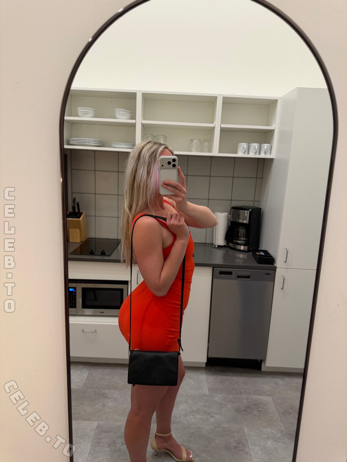mswilderness420 nude photo 5