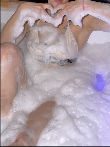 mukemmelnesli nude photo 1