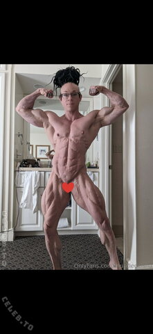 Muscle Geisha nude photo 3