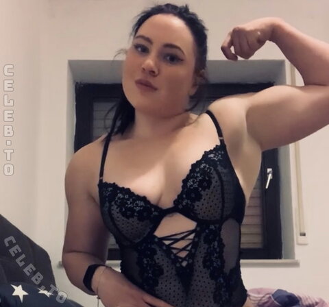 Musclequeen2308 photo 1