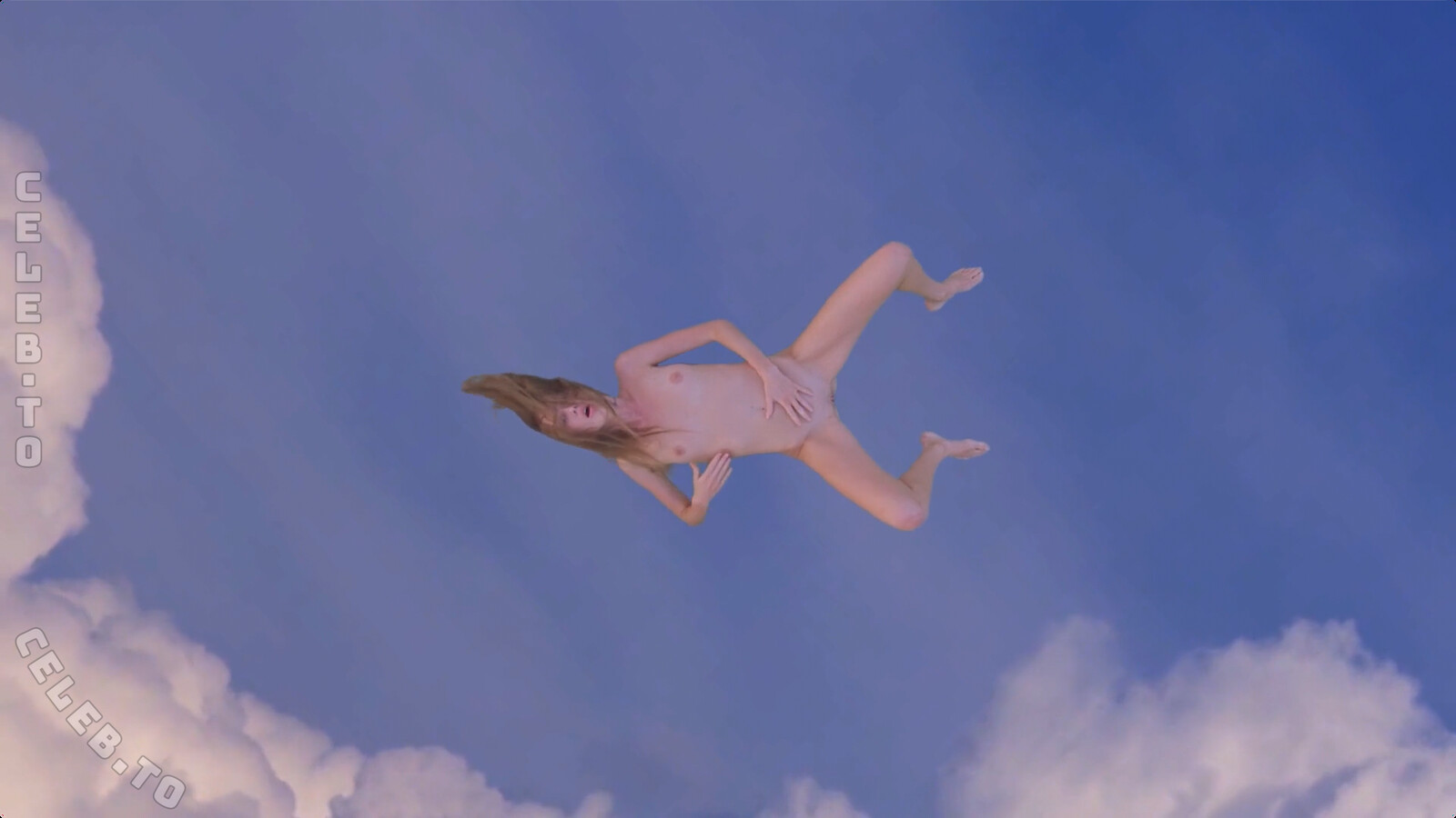 Musikvideos nude photo 3