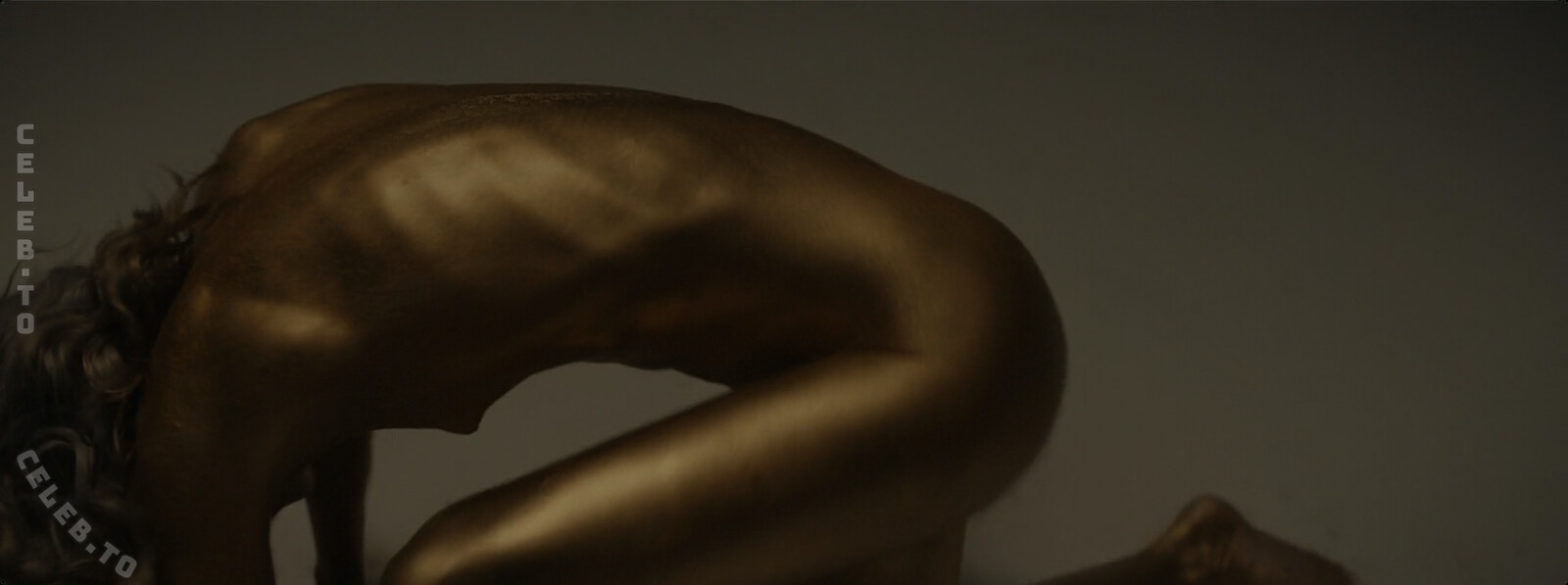 Musikvideos nude photo 3