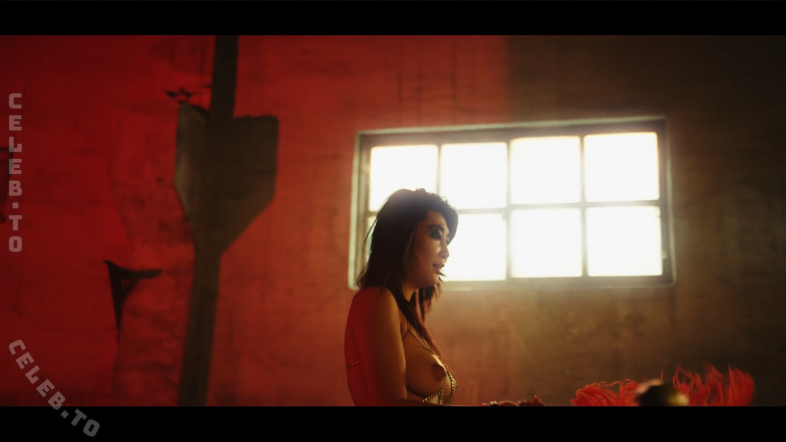 Musikvideos nude photo 4