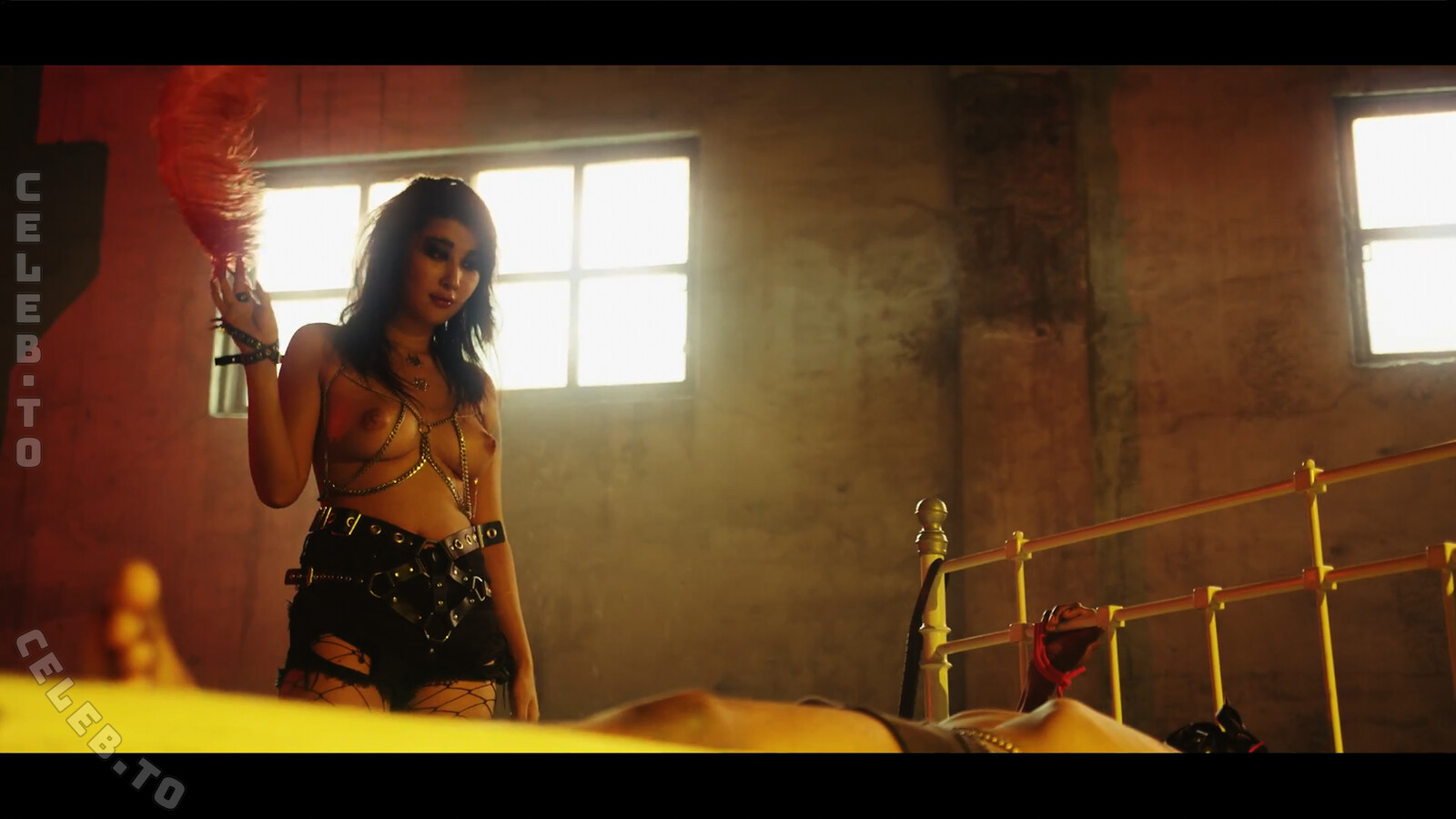 Musikvideos nude photo 5