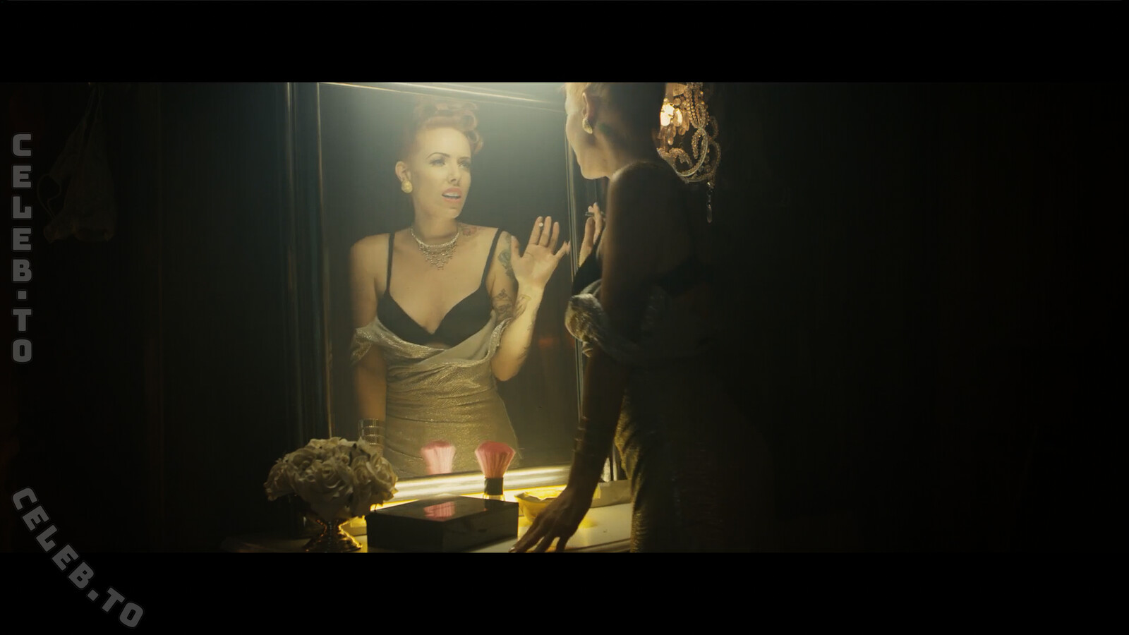 Musikvideos nude photo 3