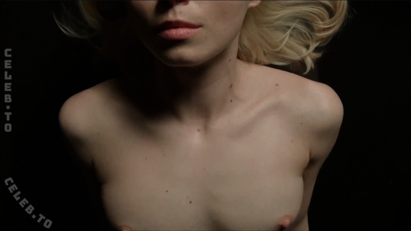 Musikvideos nude photo 4