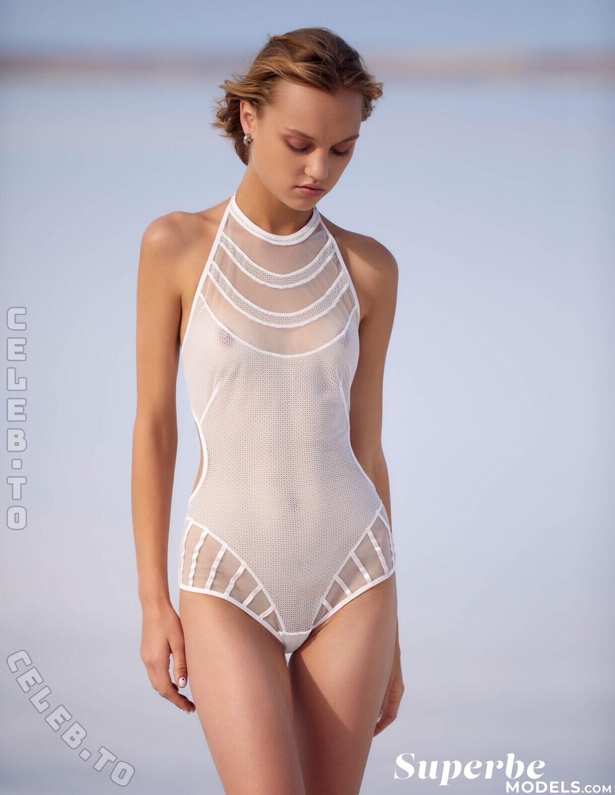 Muza Love nude photo 4