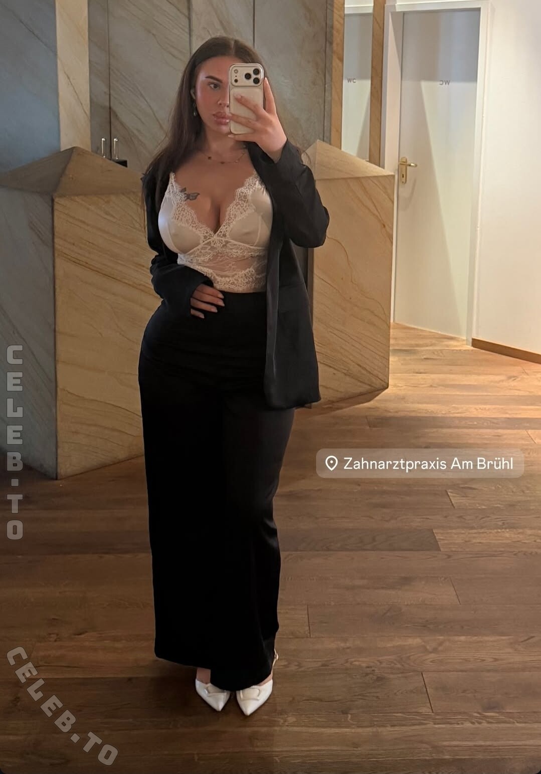 M.vntr nude photo 1