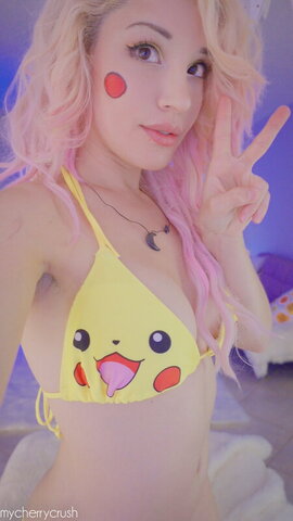 MyCherryCrush Sexy (18 photos)