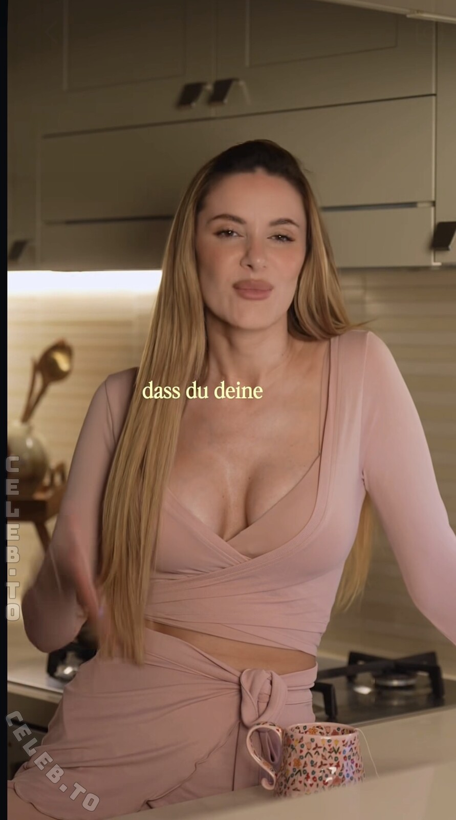 mymiapage nude photo 5