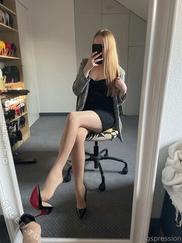 Mytightfashion nude photo 31